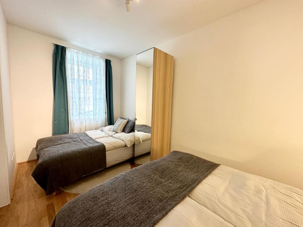 Book-a-room Panda-apartments Apartamento